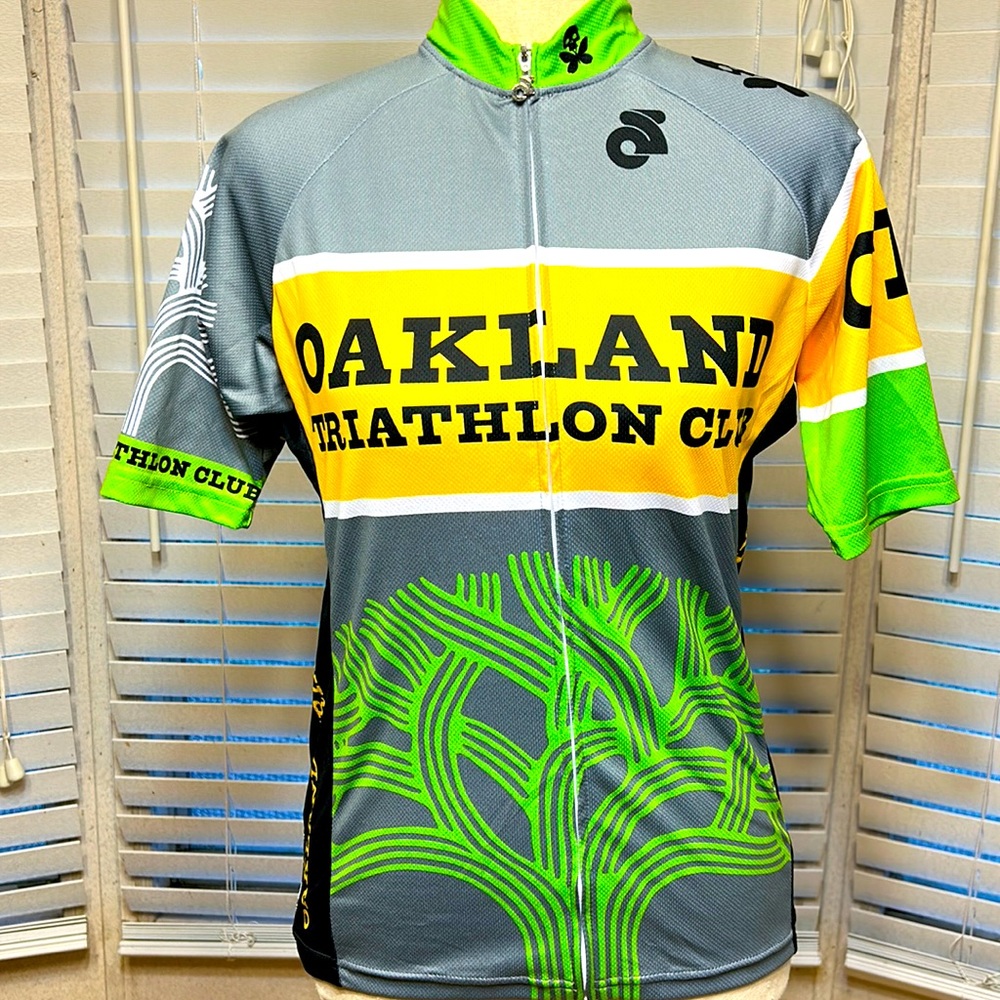 Cycling Jersey Short Sleeve Bike Top with 3Rear pockets gently worn women MEDIUM